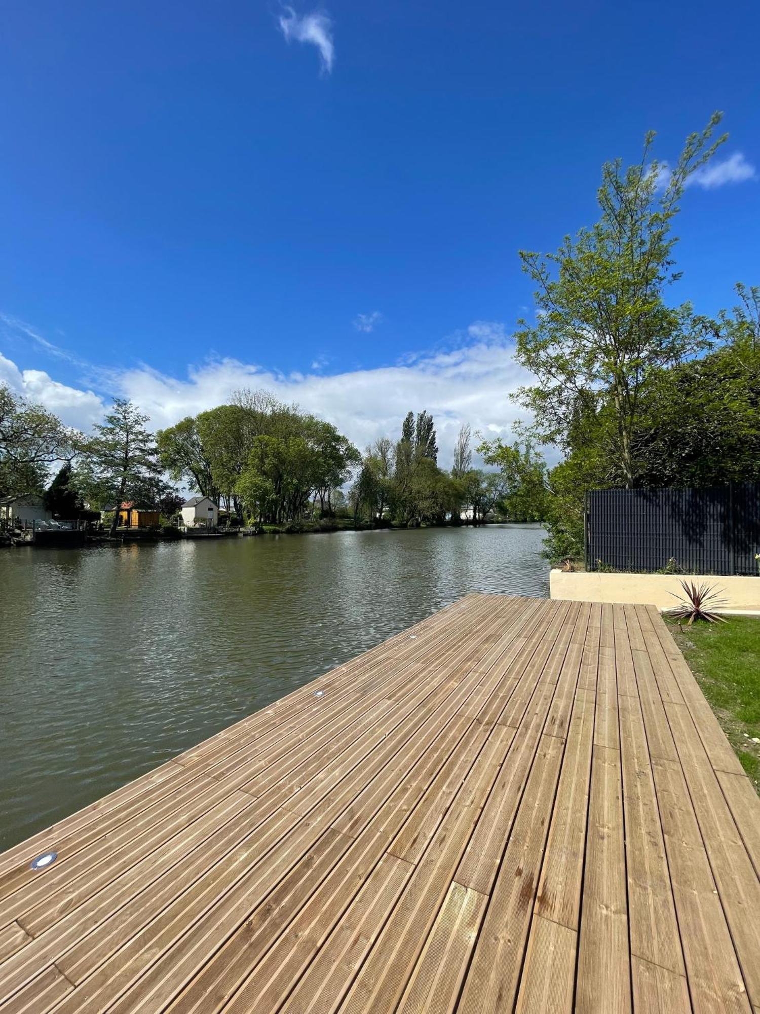 Le Beau Studio Du Bord De L'Eau Le Mans Exterior foto